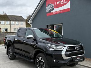2024 Toyota Hilux Invincible - Image 4