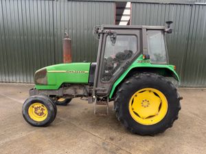 1996 John Deere 3200 2wd - Image 2