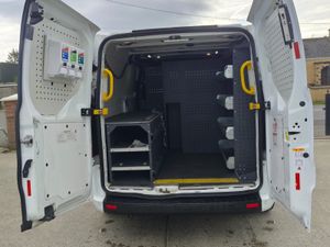 FORD TRANSIT CUSTOM TREND LOW ROOF 130BHP - Image 4