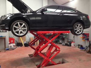 Taranto  Car Jeep  van  Lift - Image 4