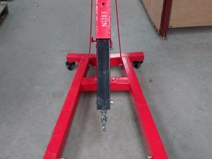 Engine Hoist - Image 3