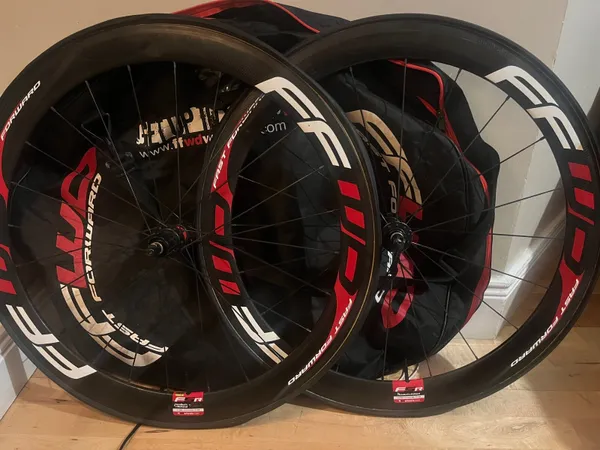 Ffwd F5r Ruote Ffwd ファストフォワードF6R チューブラー ファスト