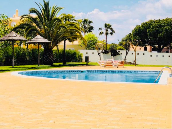 Vilamoura – Spacious 3-Bed Ground Floor Villa-Styl - Main image