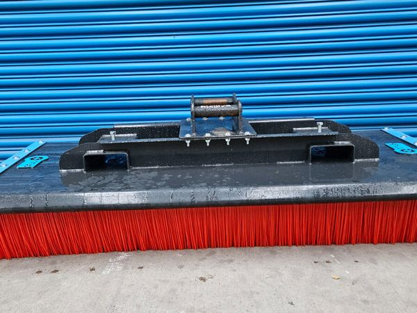 Excavator Bristle Brushes - Main image