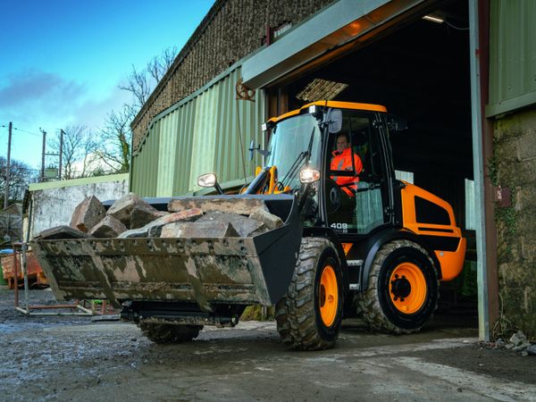 JCB 409 AGRI Wheel Loader 3.1m for sale in Clare for €1,234 on DoneDeal