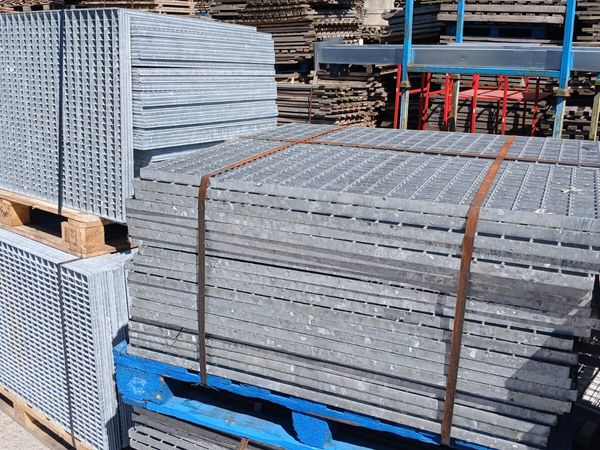 Galvanised Steel Walkway Flow Forge Grate Panels for sale in Monaghan ...