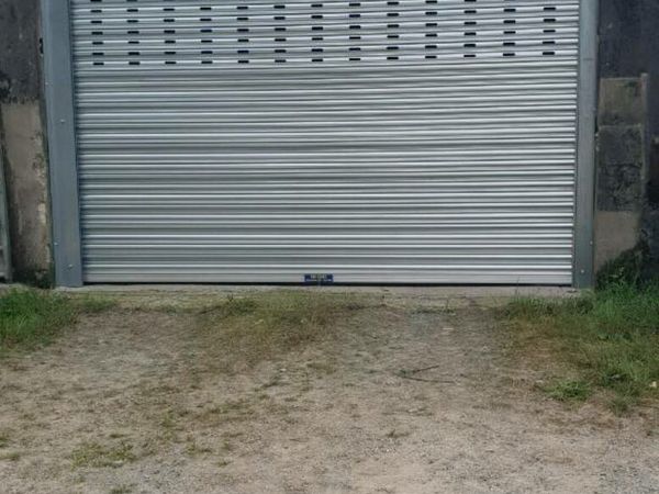 Auto roller door, industrial supply an fit - Main image