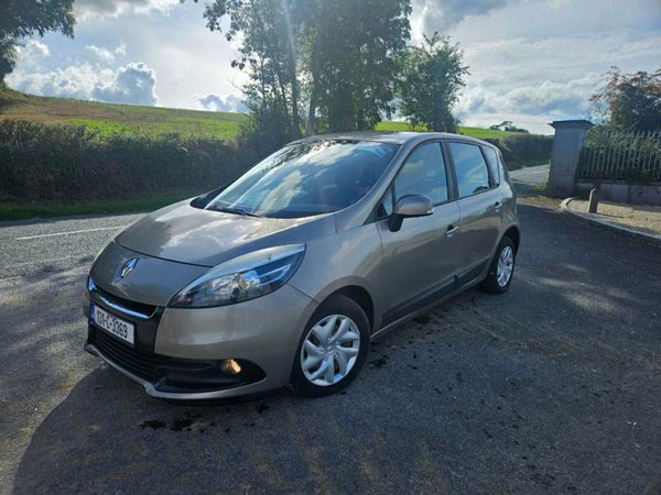 Renault Scenic MPV, Diesel, 2013, Gold