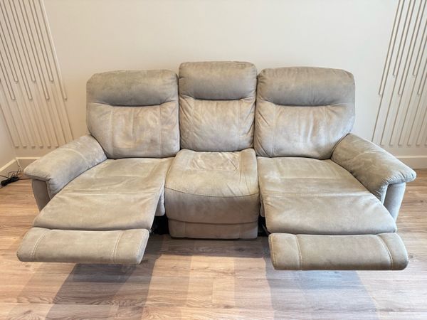 DFS sofa 3 seater electric recliner. for sale in Co. Kildare for €400 ...