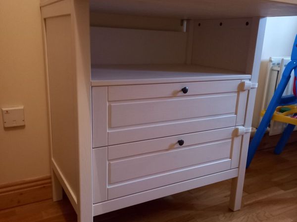 Changing Table for sale in Dublin for €80 on DoneDeal