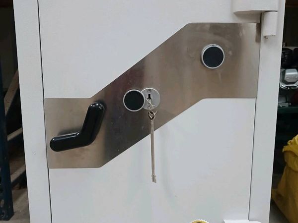 no-image
