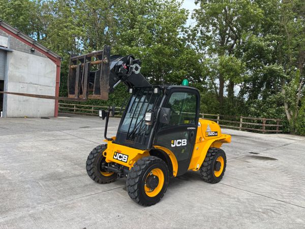 2021 JCB 520-40   (1256  Hours) - Main image