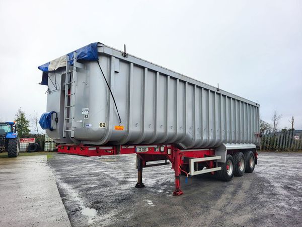 Fruehauf Bulk Tipping Trailers staring at 19 000 - Main image