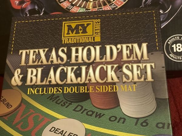 2 set gambling Poker roulette and cards - Main image