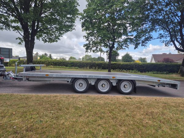 Nugent 16 x 6'7 Beavertail Lowloader - Main image