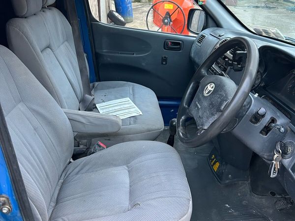 hiace for sale in Donegal for €3,600 on DoneDeal
