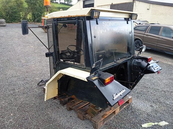 Lamborghini 105/874-90 Cab - Main image
