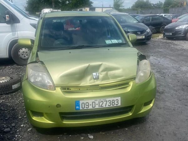 09 Toyota passo automatic - Main image