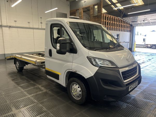 2023 Peugeot Boxer Transporter Van - Main image