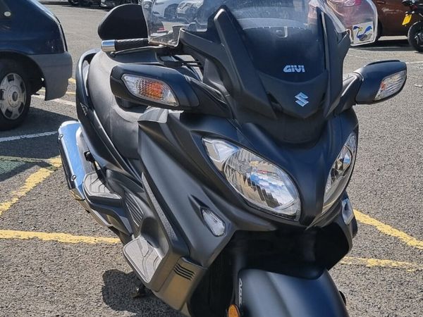 Suzuki AN650 Burgman Executive - Main image