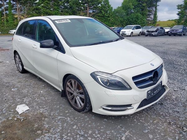 2013 MERCEDES B-CLASS 1.8D FOR BREAKING! - Main image
