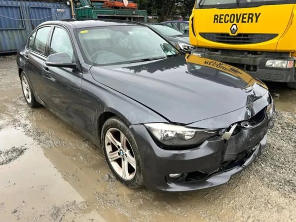 2012 Bmw 3-Series 2.0 Diesel driving - Main image