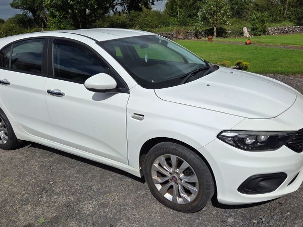 2019 Fiat Tipo diesel - Main image