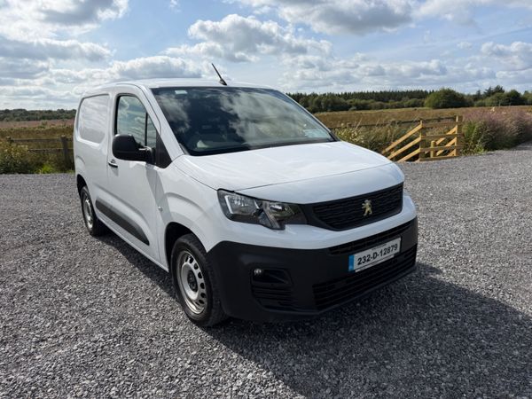 Peugeot Partner 2023 - Main image
