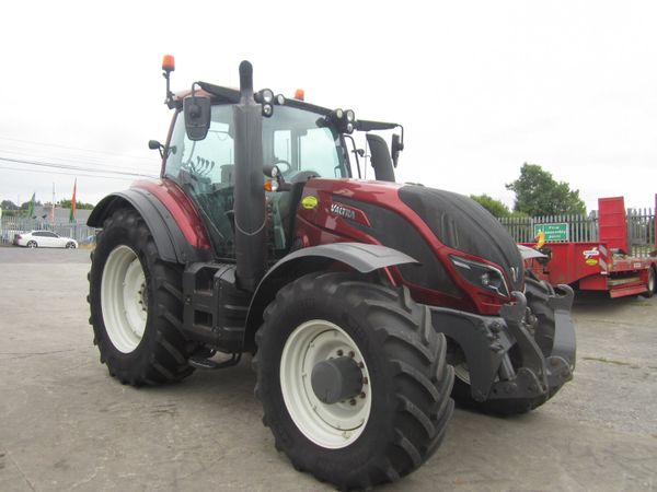 VALTRA T174 A...2200 HRS...ONE OWNER MINT... - Main image