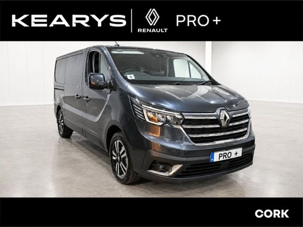 Renault Trafic  LL30 Blue dCi 170 Auto EDC Sport P - Main image