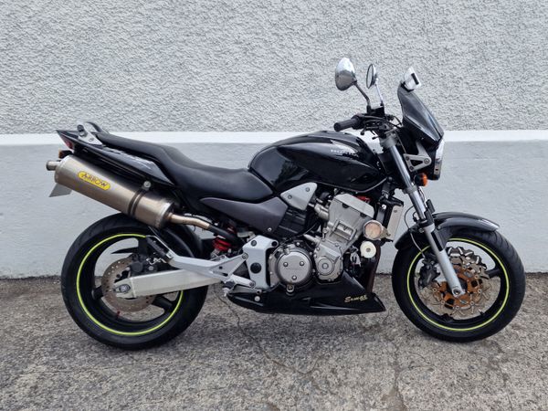 Hornet 900 @ Doyles Athlone - Main image