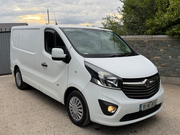 Vauxhall Vivaro 2015 Doe&taxed - Main image