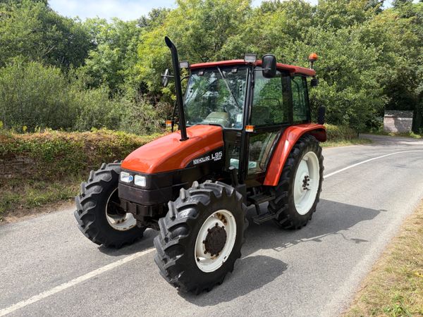 New Holland L95 Fiatagri 4WD 1996 - Main image