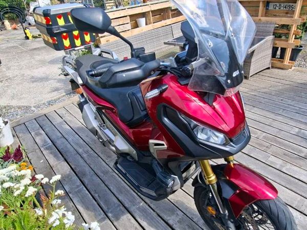 2018 Honda X-ADV 750 DCT - Main image