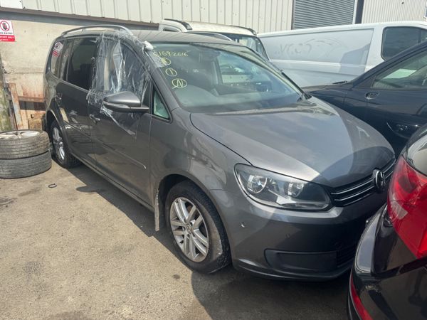 2013 Volkswagen Touran 1.6TDI BREAKING / PARTS - Main image