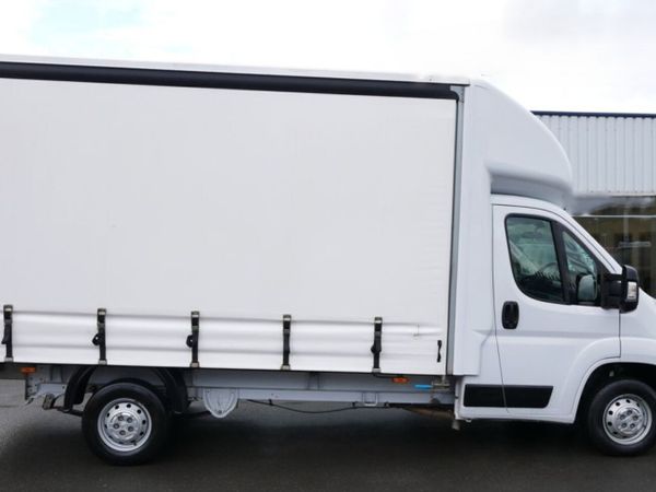 2024 Peugeot Boxer CurtainSider Van - Main image