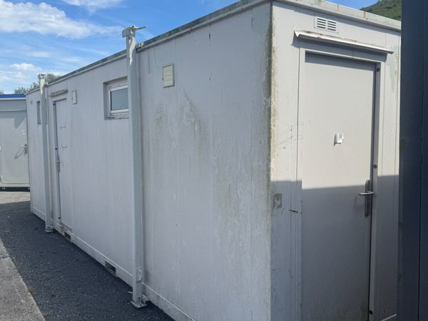 6 Shower Block – Male/Female 20x10 – #114 - Main image