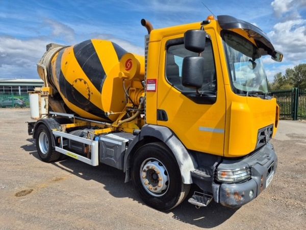2018 (18) RENAULT TRUCKS D280 18T 4X2 MIXER - Main image