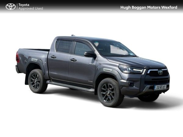 Toyota Hilux 2.8D4D AUTOMATIC INVINCIBLE + VAT!! - Main image
