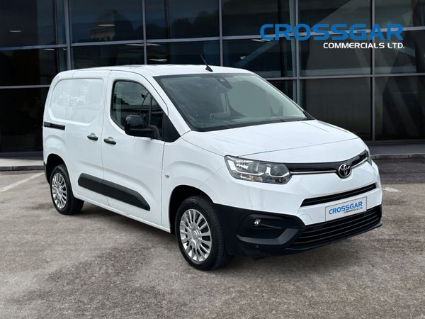 TOYOTA PROACE  FSH REAR CAMERA NO IMPORT TARIFF - Main image