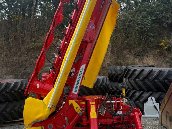 New Pottinger Novacat 302 ED - €19,917 + VAT - Main image