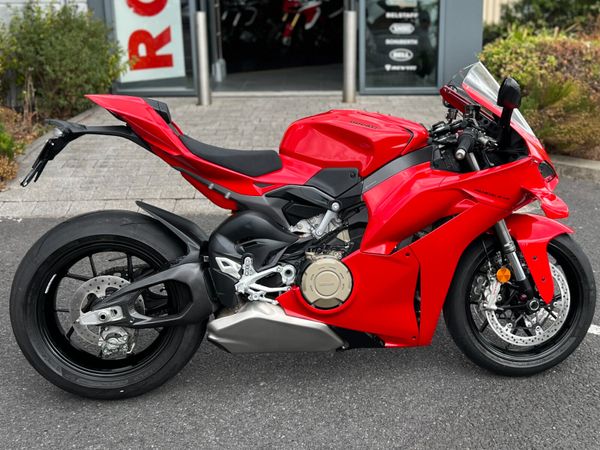 DUCATI PANIGALE V4 - Main image