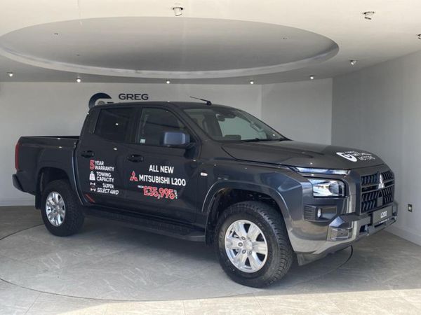 Mitsubishi L200 2.4 Bi-Turbo D Titan Double Cab Pi - Main image