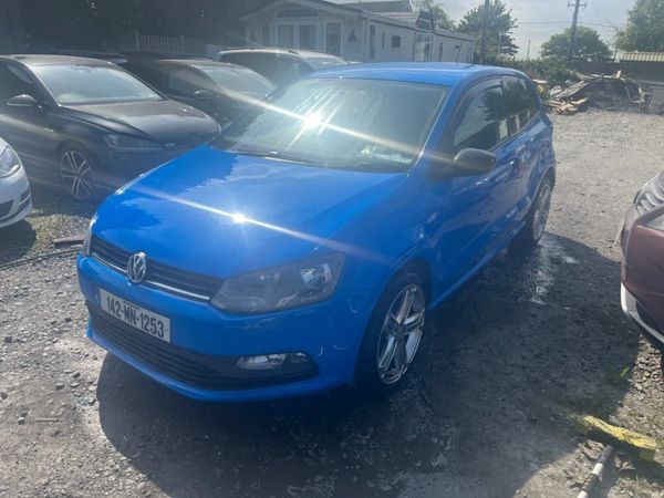 14 Volkswagen polo 1.2 petrol - Main image