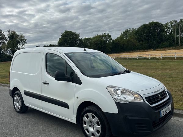 Peugeot Partner 2018 DOE 07/27 - Main image