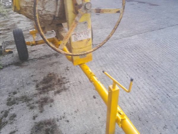 Cement mixer - Main image