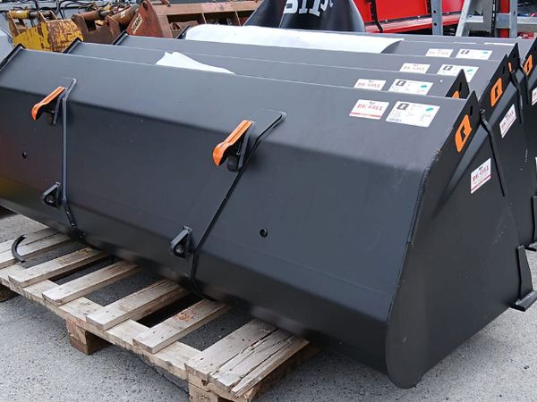 NEW QUICKE, FLEMING , STEKRO TRACTOR LOADER BUCKET - Main image