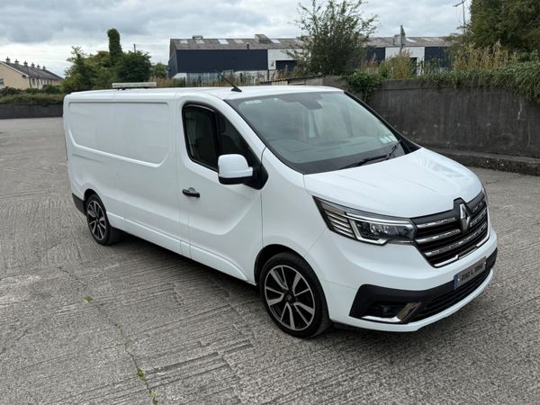 23 Renault Trafic 2.0 DOE 7/27 - Main image