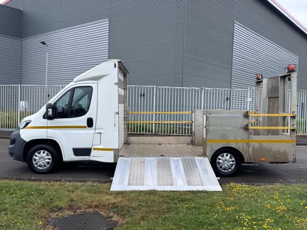 2018 Peugeot Boxer Dropside Van - Main image