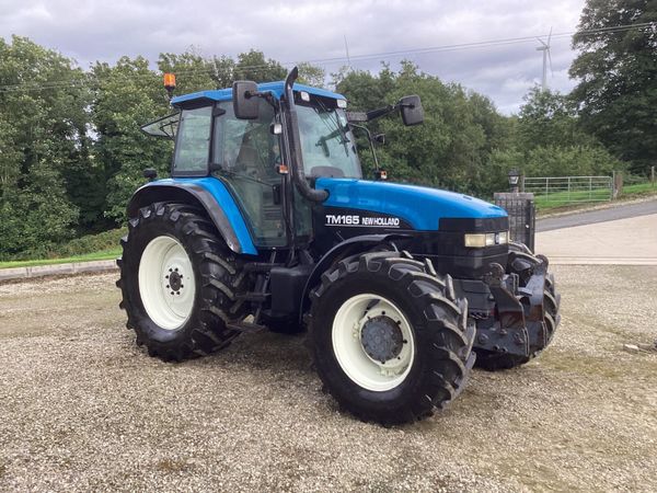 New Holland TM165 - Main image